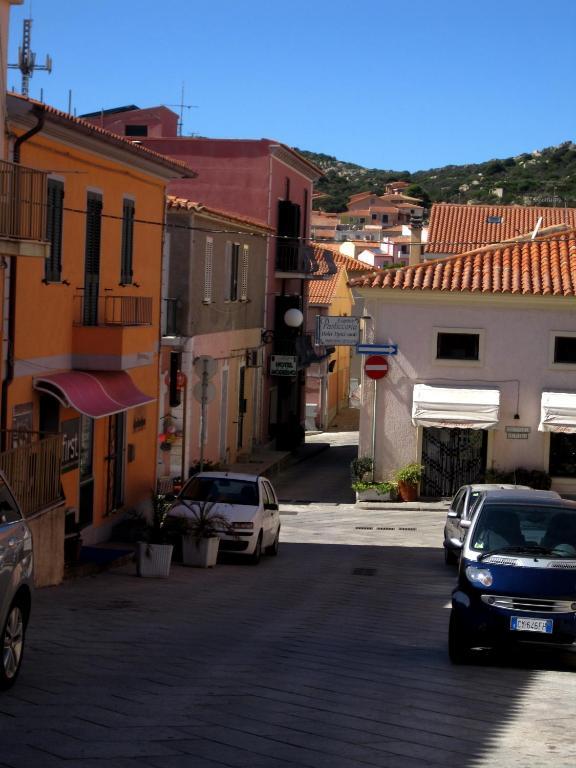 Hotel Moderno Santa Teresa Gallura Exterior photo